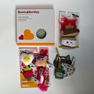 set of 4 Cat Toys / Activities